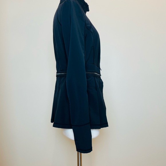 Zella Convertible Jacket - Picture 10 of 11